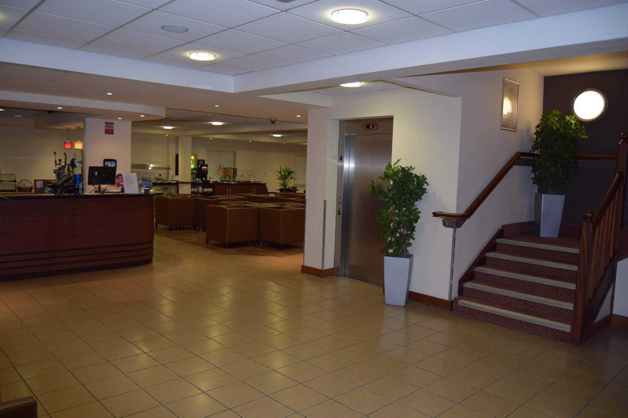 Doncaster International Hotel By Roomsbooked Exteriör bild