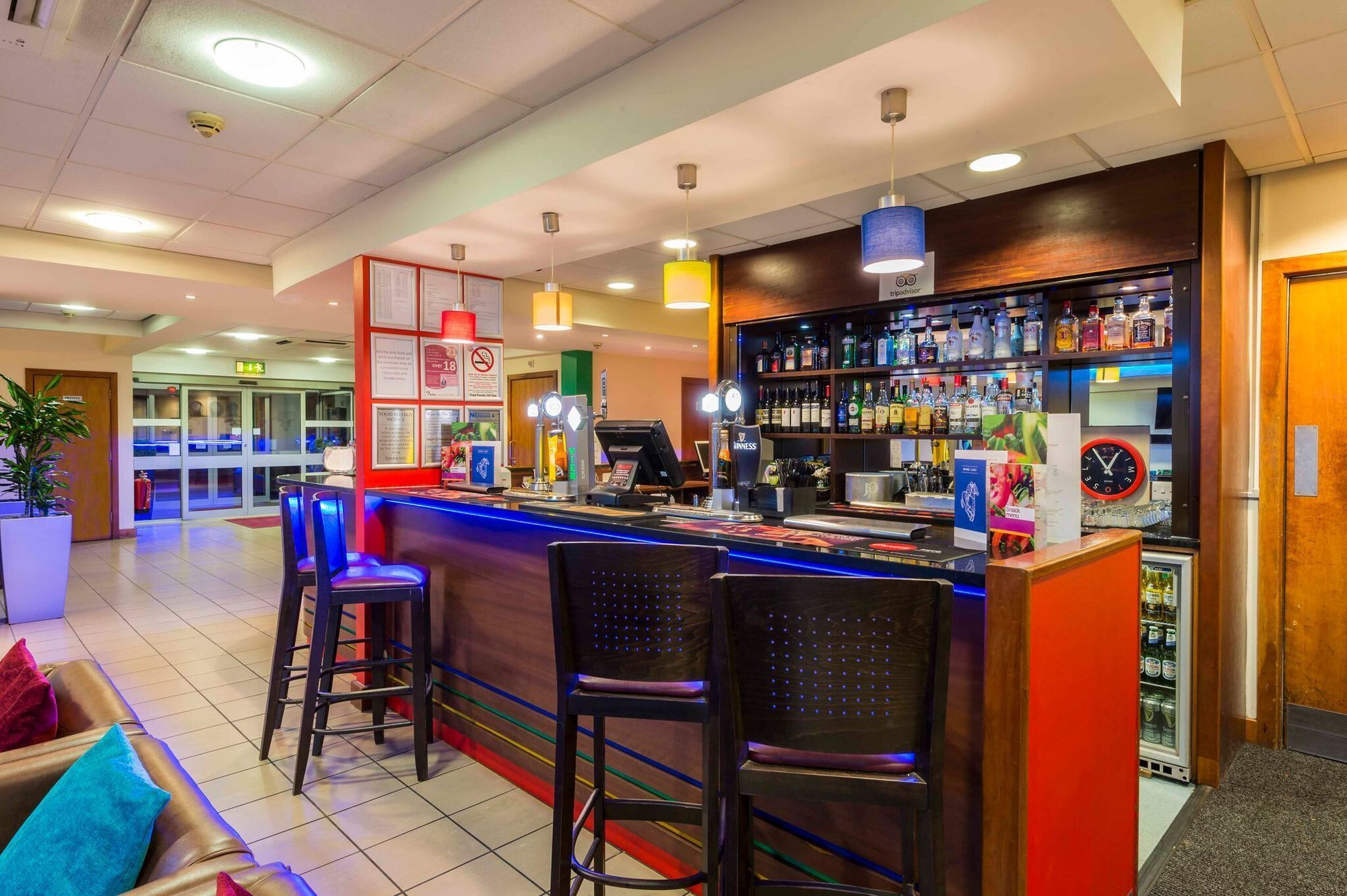 Doncaster International Hotel By Roomsbooked Exteriör bild
